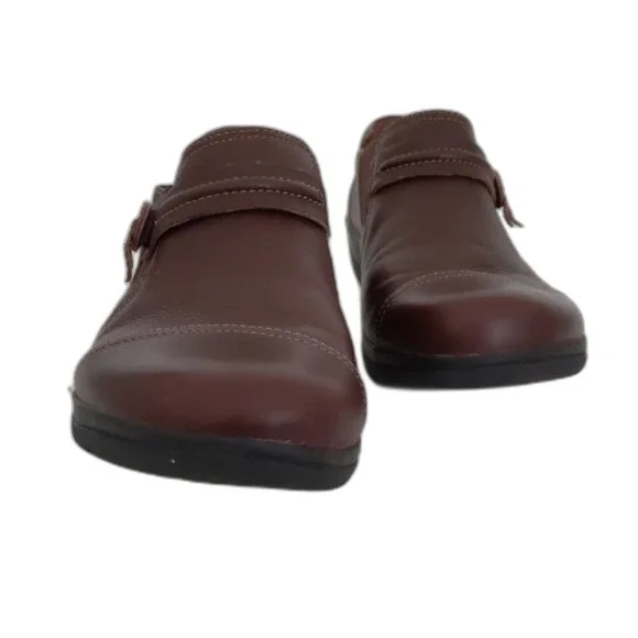Clarks Brown Leather Flats - Picture 2 of 8
